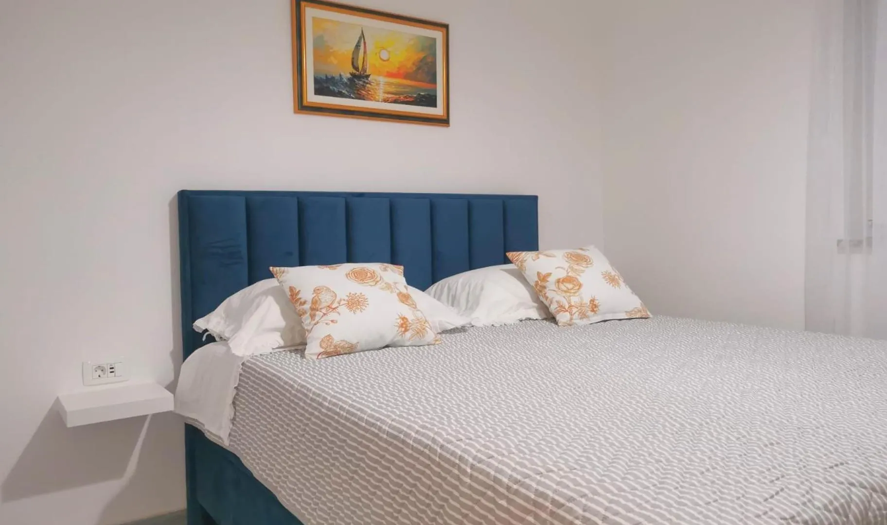 Apartments Adriana Seget Vranjica