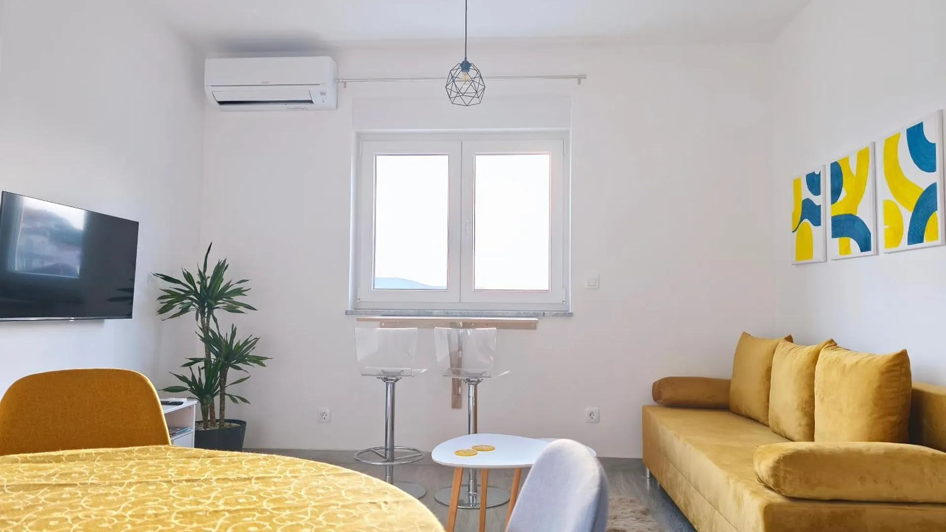 Apartments Adriana Seget Vranjica Croatia