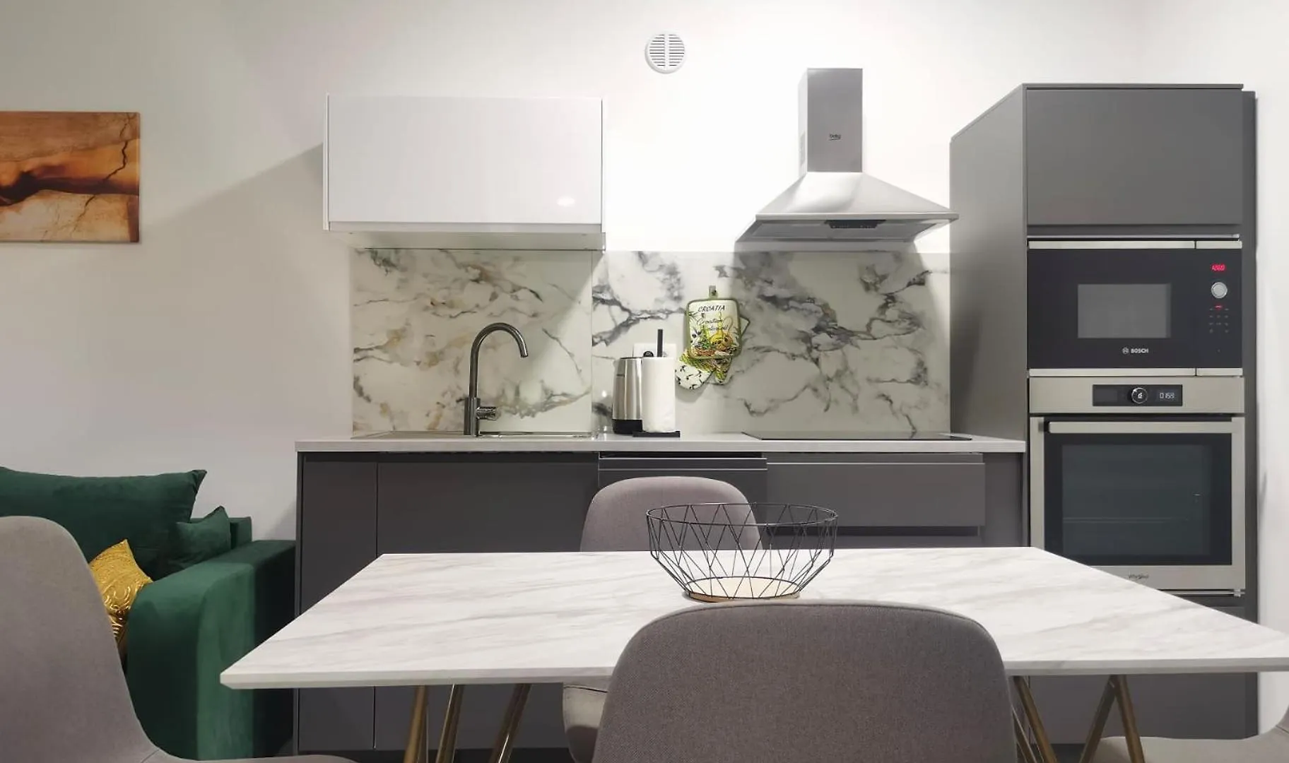 Apartments Adriana Сегет-Враница